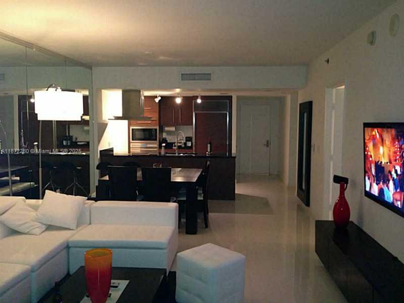 495 BRICKELL AV # 3709