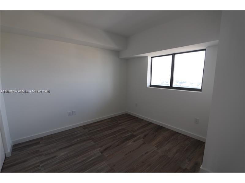 460 NE 28 ST # 2505