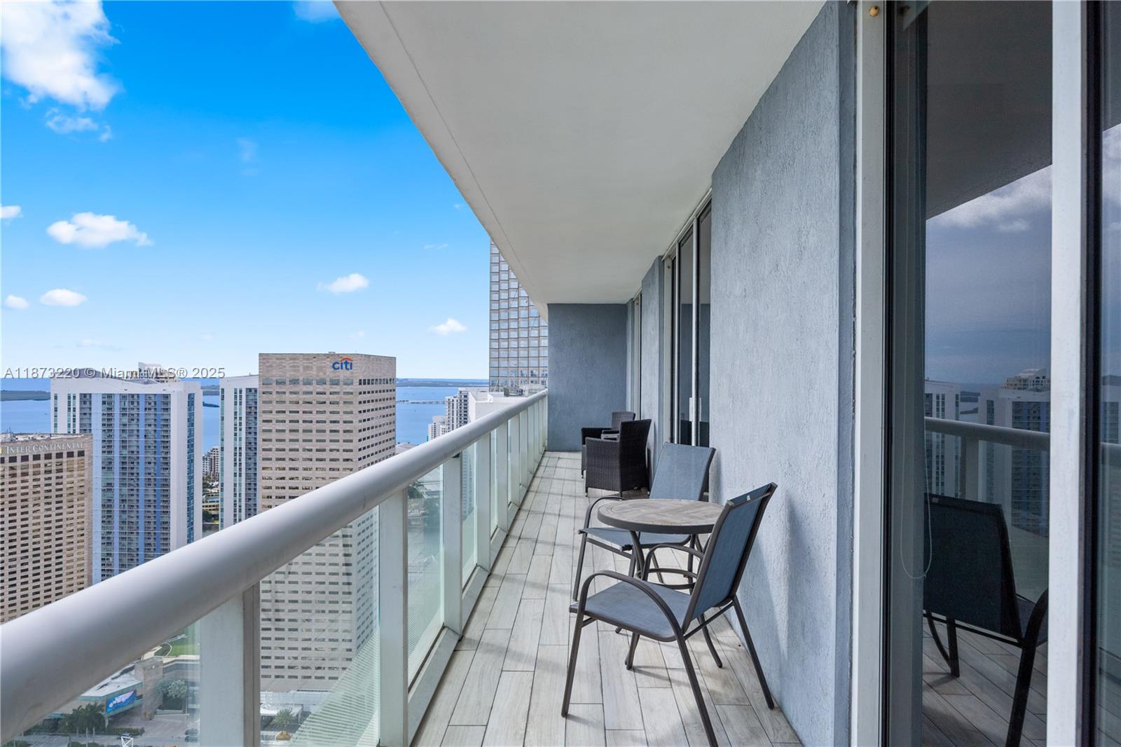 50 Biscayne Blvd # 4706