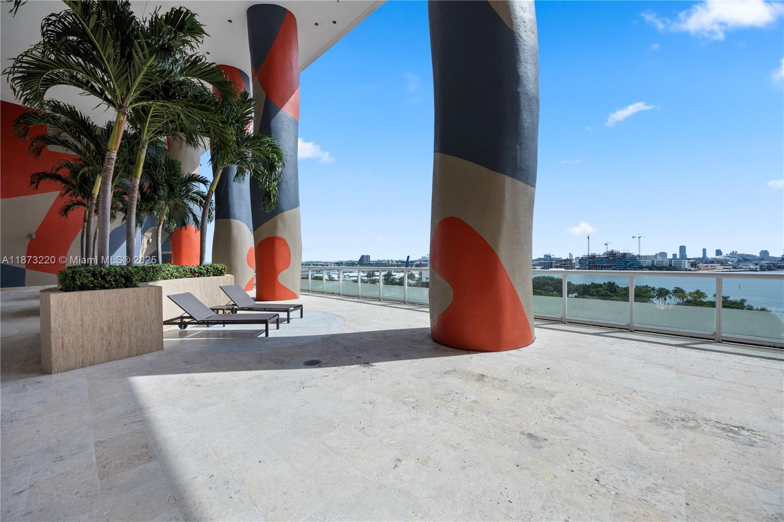50 Biscayne Blvd # 4706
