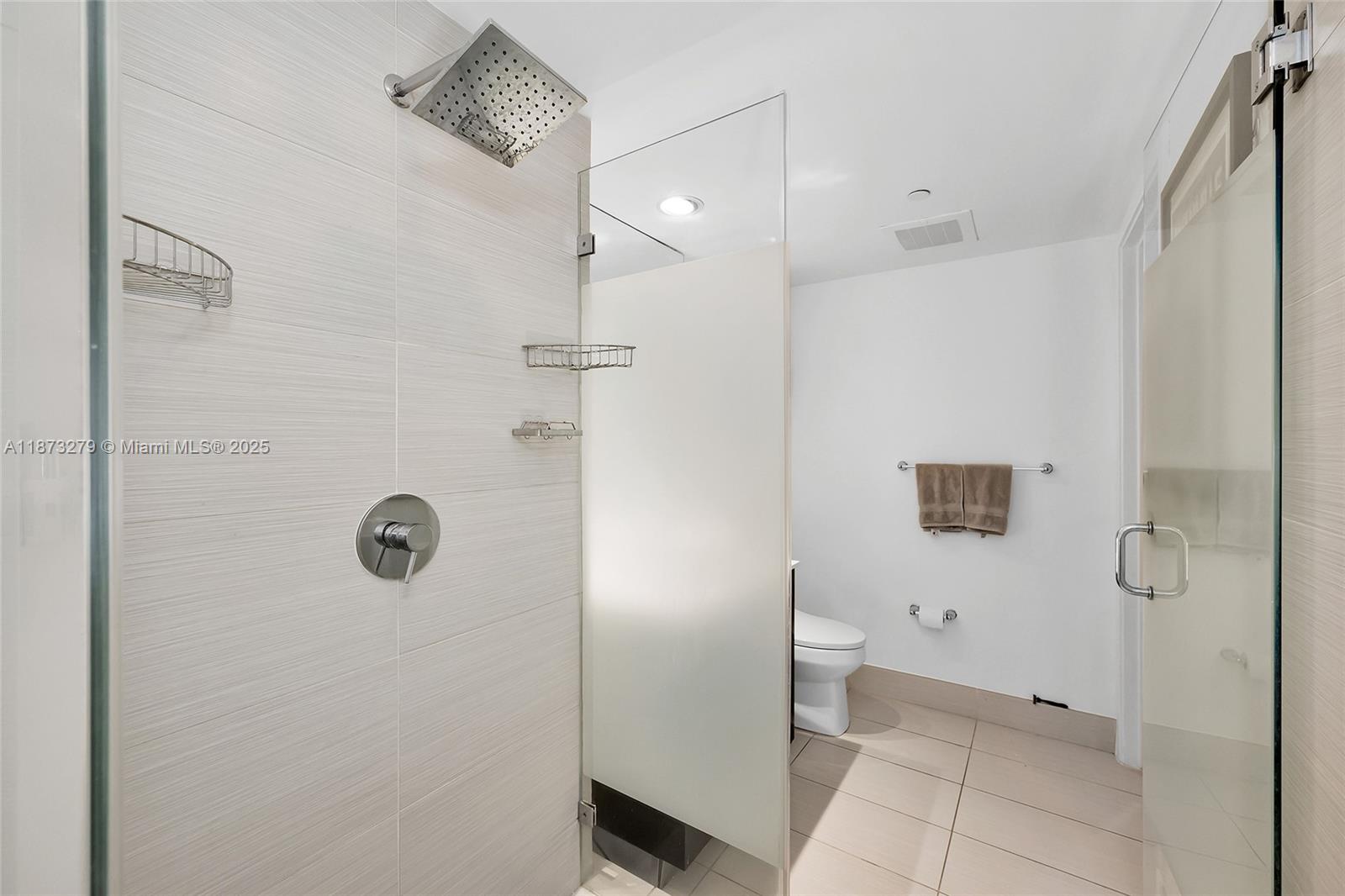 31 SE 6th St # 304