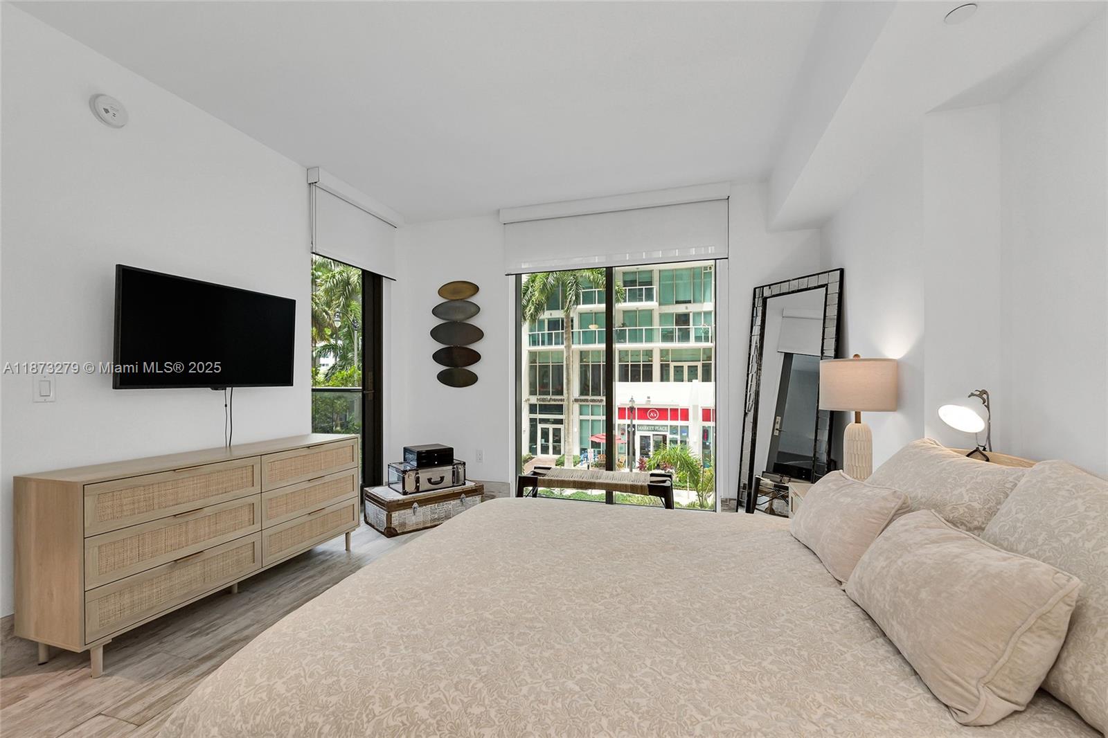 31 SE 6th St # 304