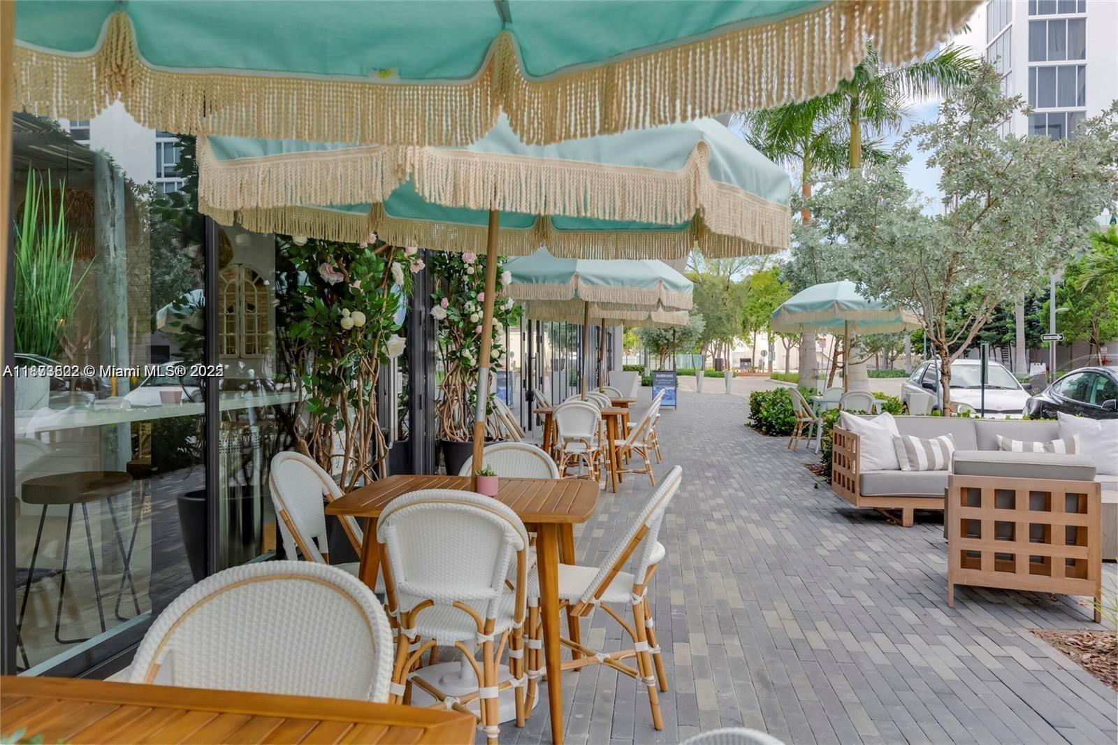 2960 NE 207th St # 1106