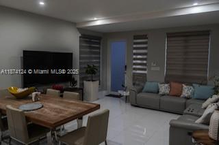 10255 NW 63 TER # 104