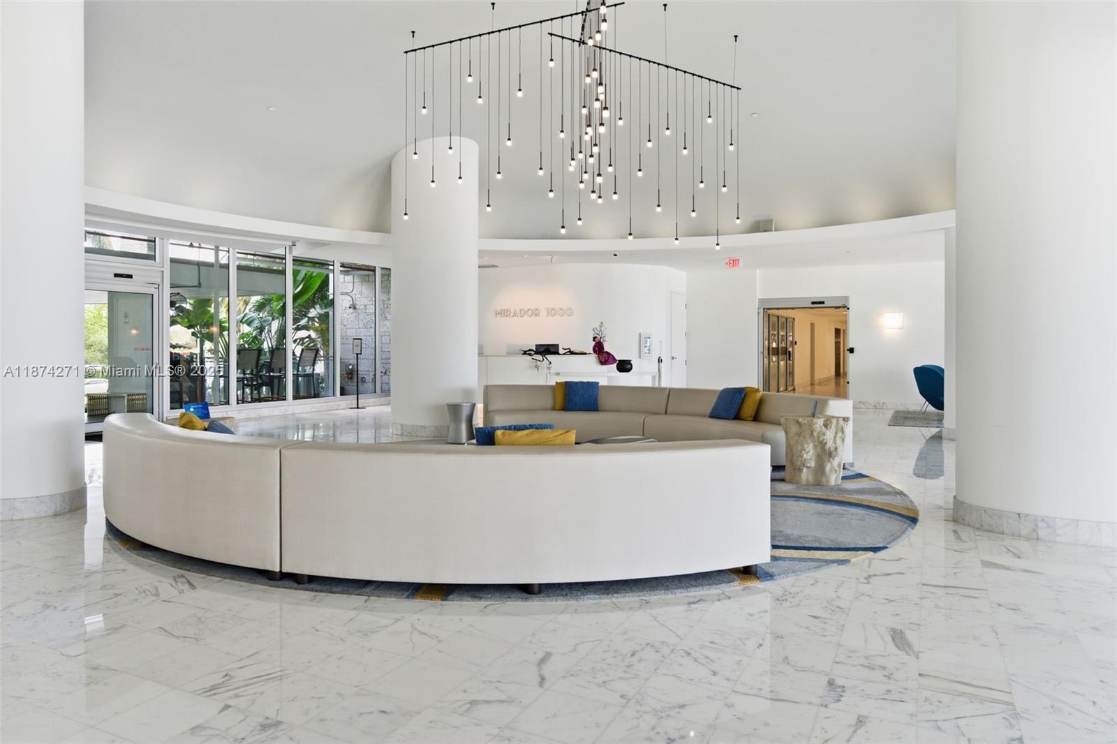 1000 West Ave Unit: PH22