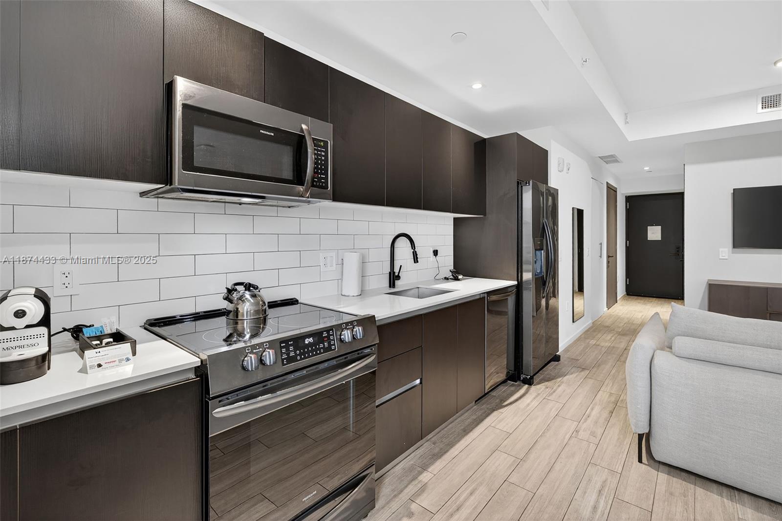 398 NE 5th St # 1514