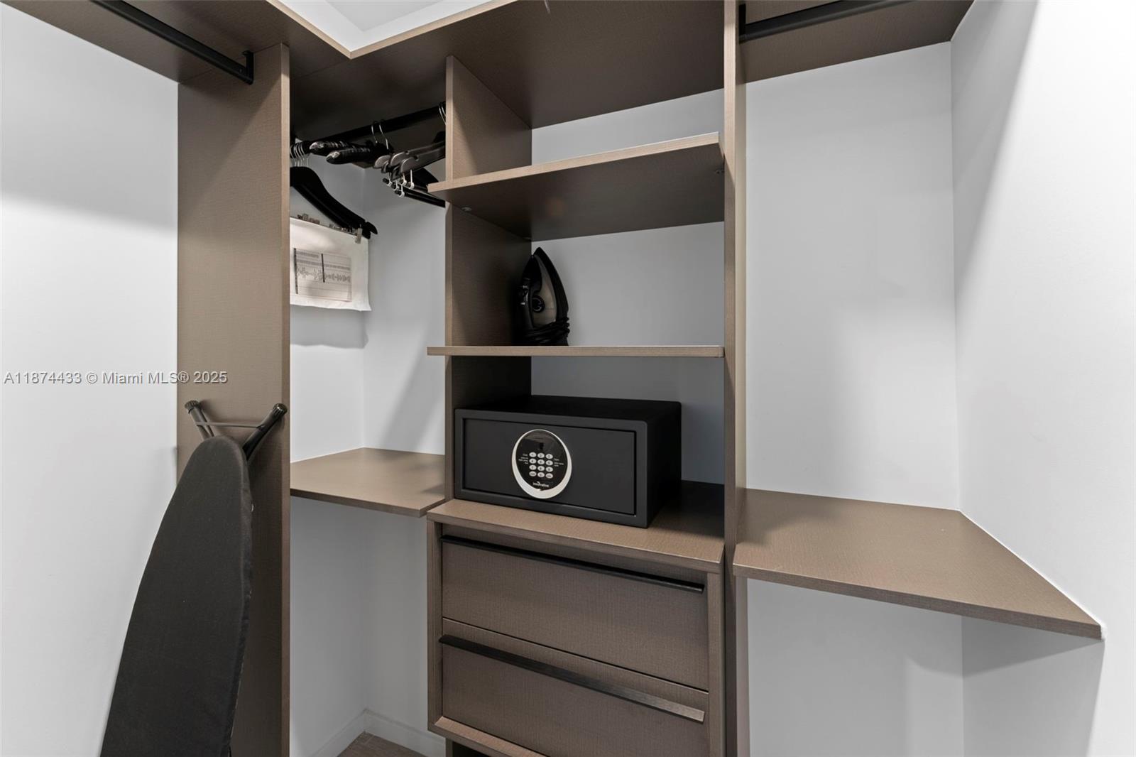 398 NE 5th St # 1514