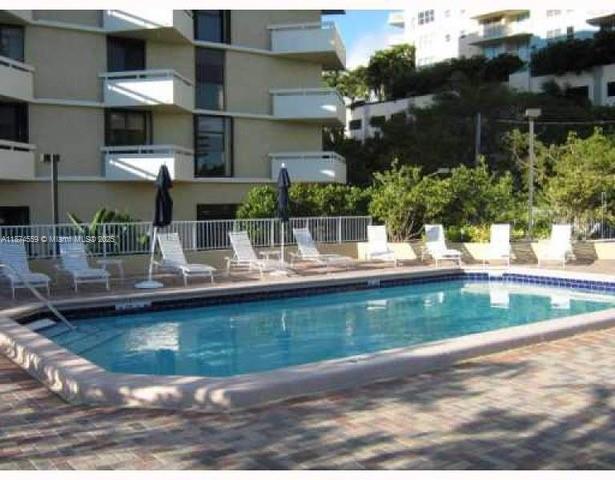 2501 Brickell Ave # 204