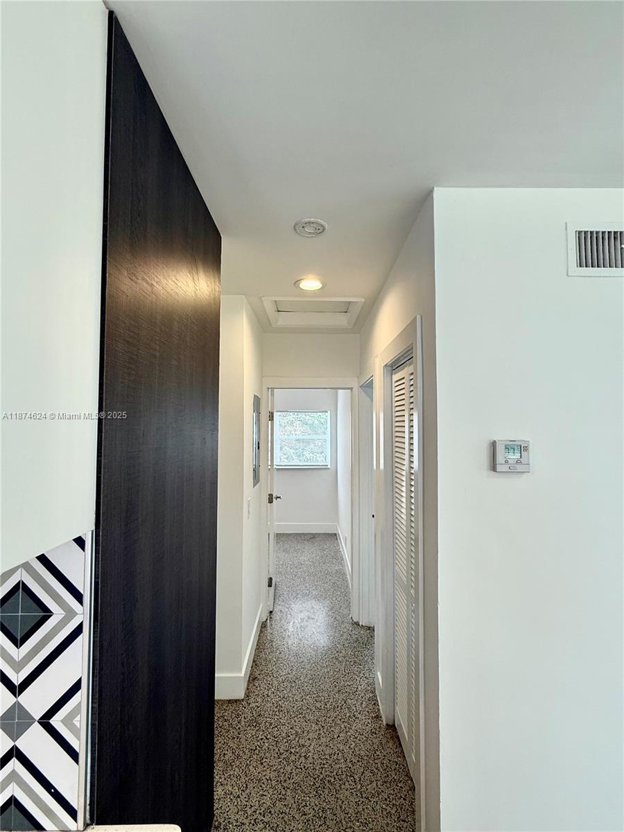 1005 NE 16th Pl