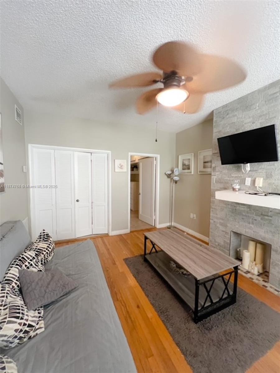 750 EUCLID AVE # 6