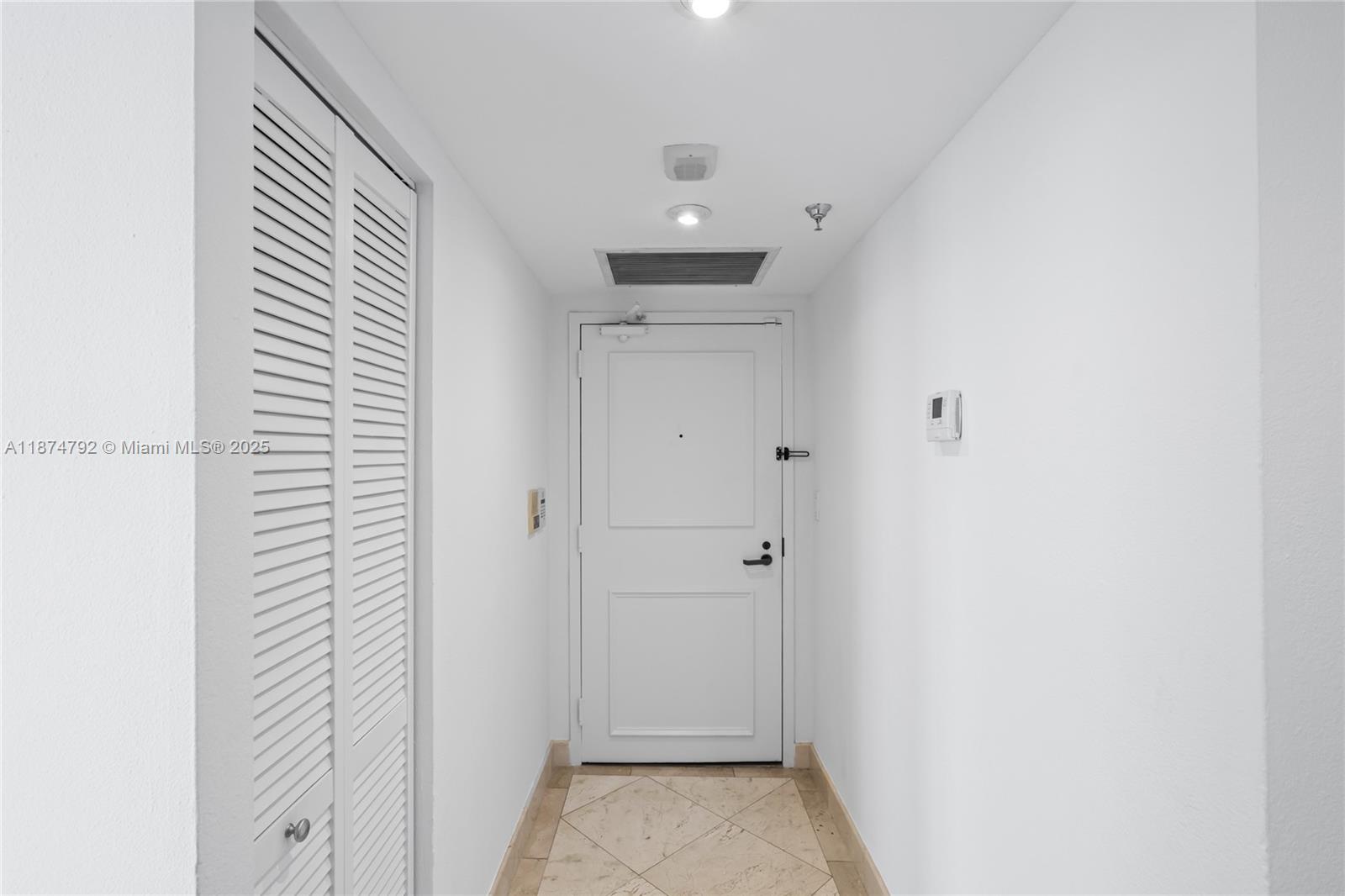 520 Brickell Key Dr # A705