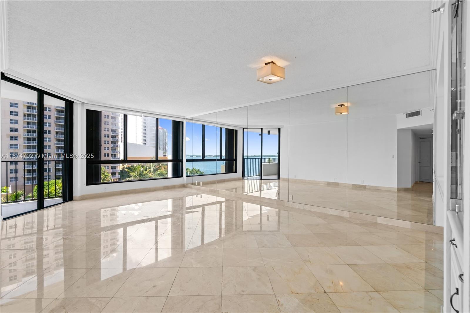 520 Brickell Key Dr # A705
