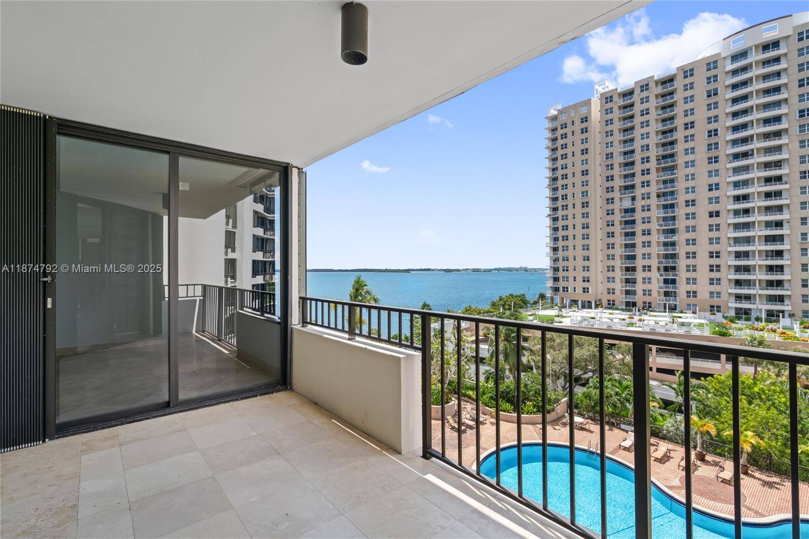 520 Brickell Key Dr # A705