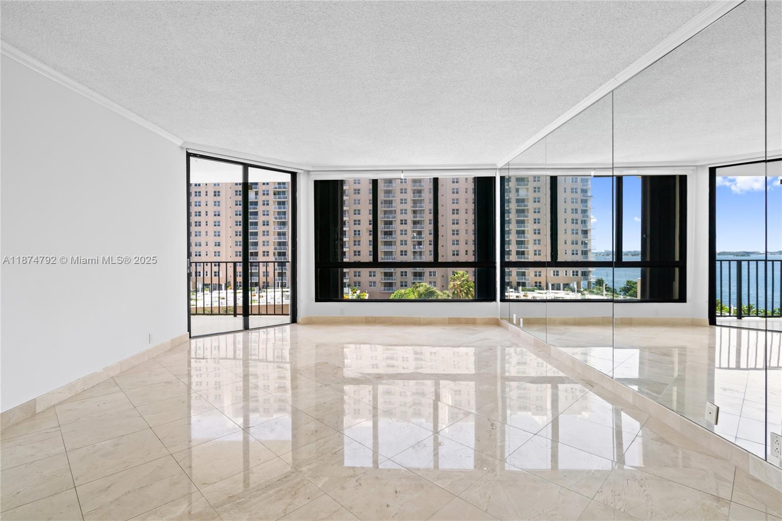 520 Brickell Key Dr # A705
