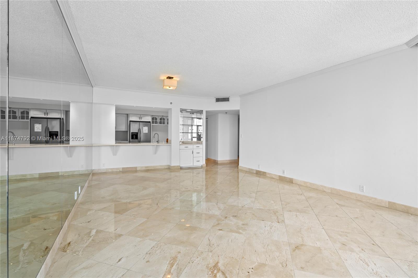 520 Brickell Key Dr # A705