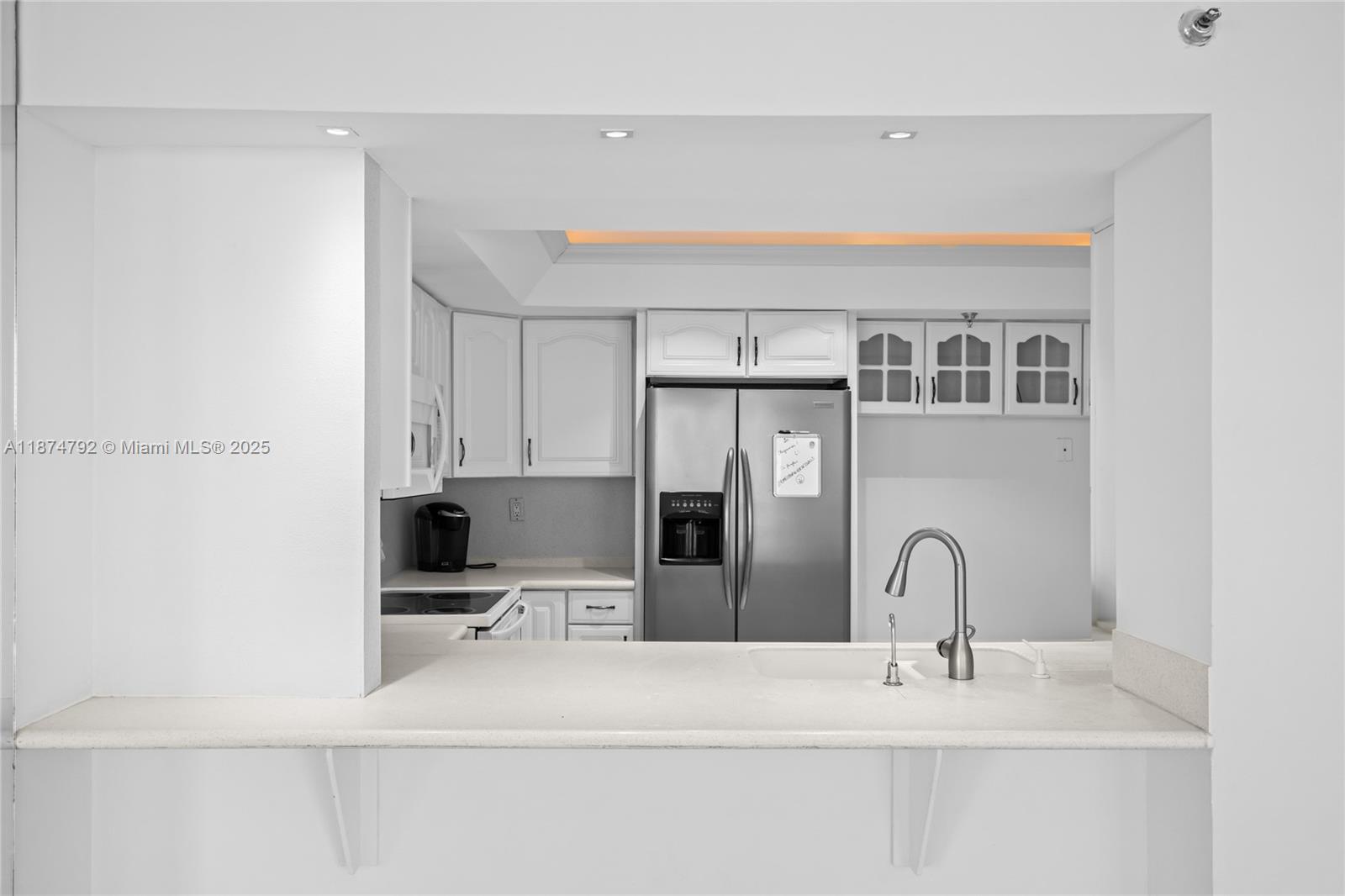 520 Brickell Key Dr # A705