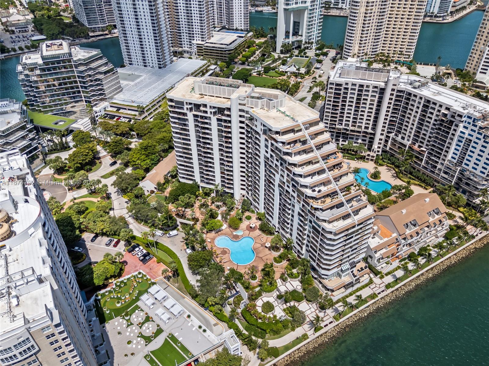 520 Brickell Key Dr # A705