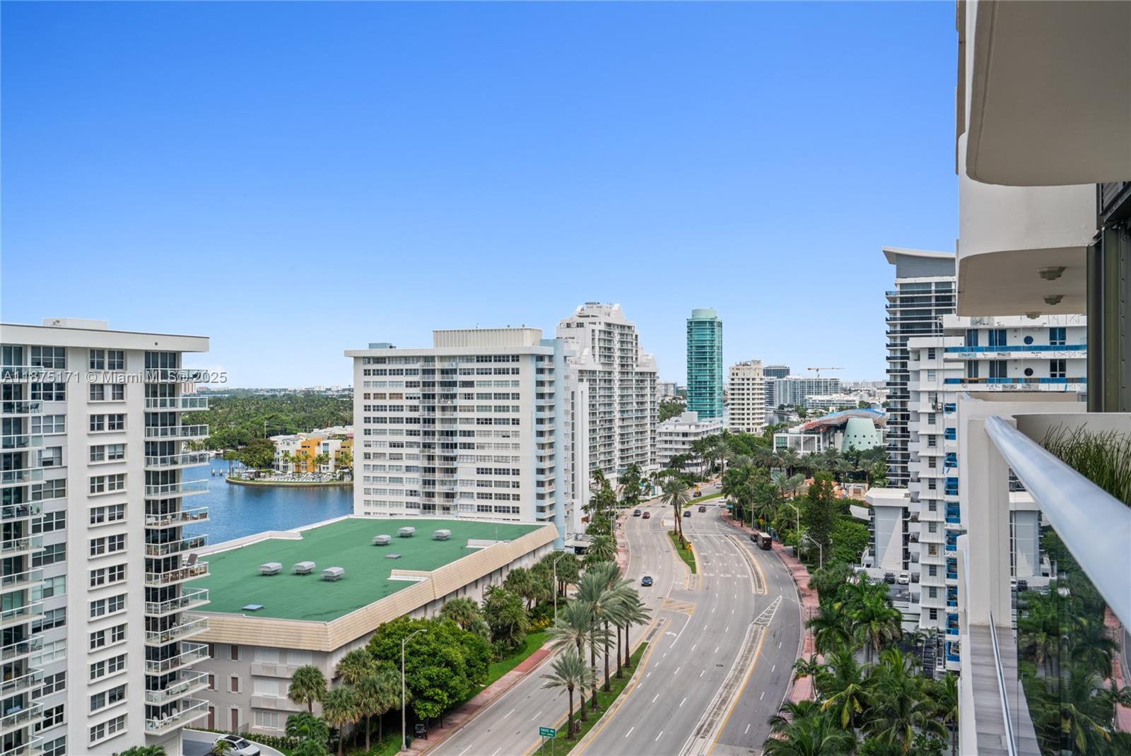 5757 Collins Ave # 1602