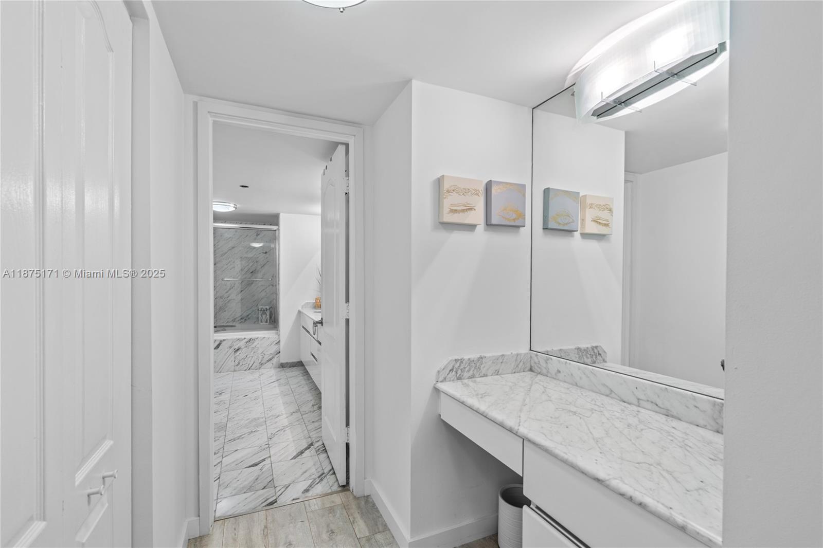 5757 Collins Ave # 1602