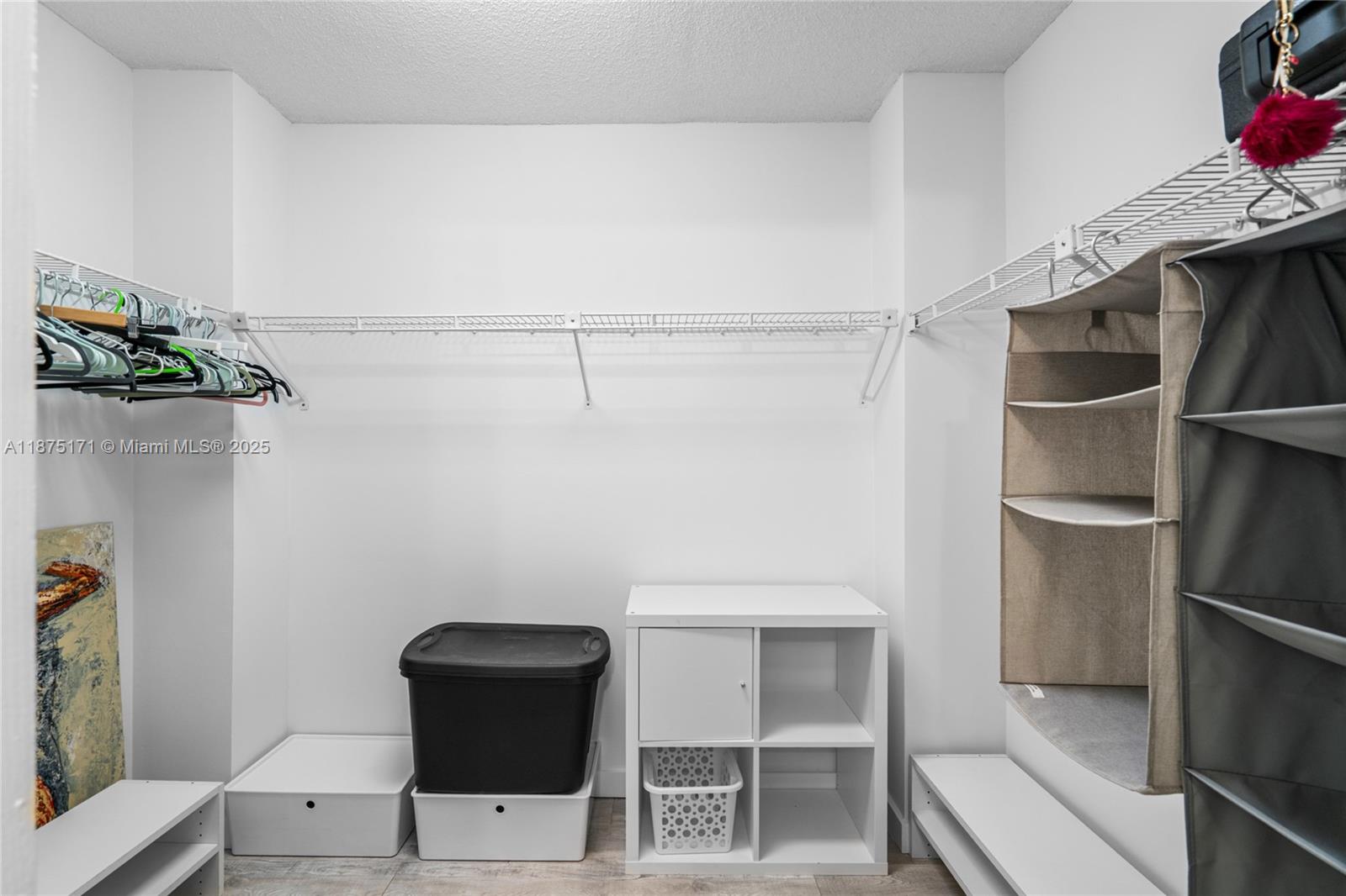 5757 Collins Ave # 1602