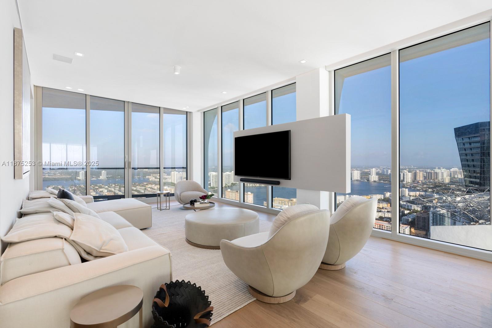 16901 Collins Ave # 5105
