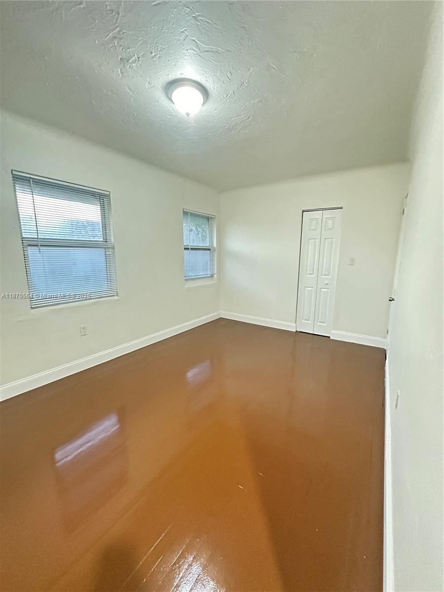 2021 Bay Dr # 3