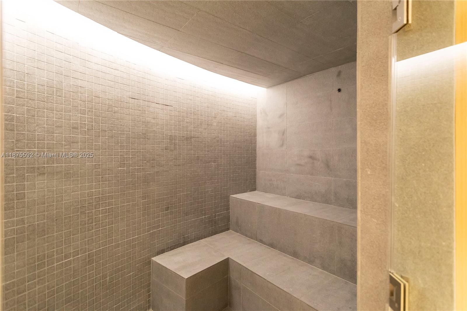 300 Biscayne Blvd Way Unit: 5002 Duplex