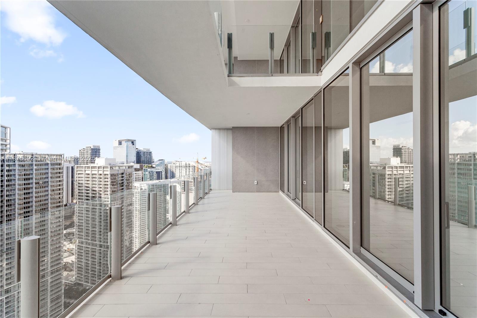 300 Biscayne Blvd Way Unit: 5002 Duplex