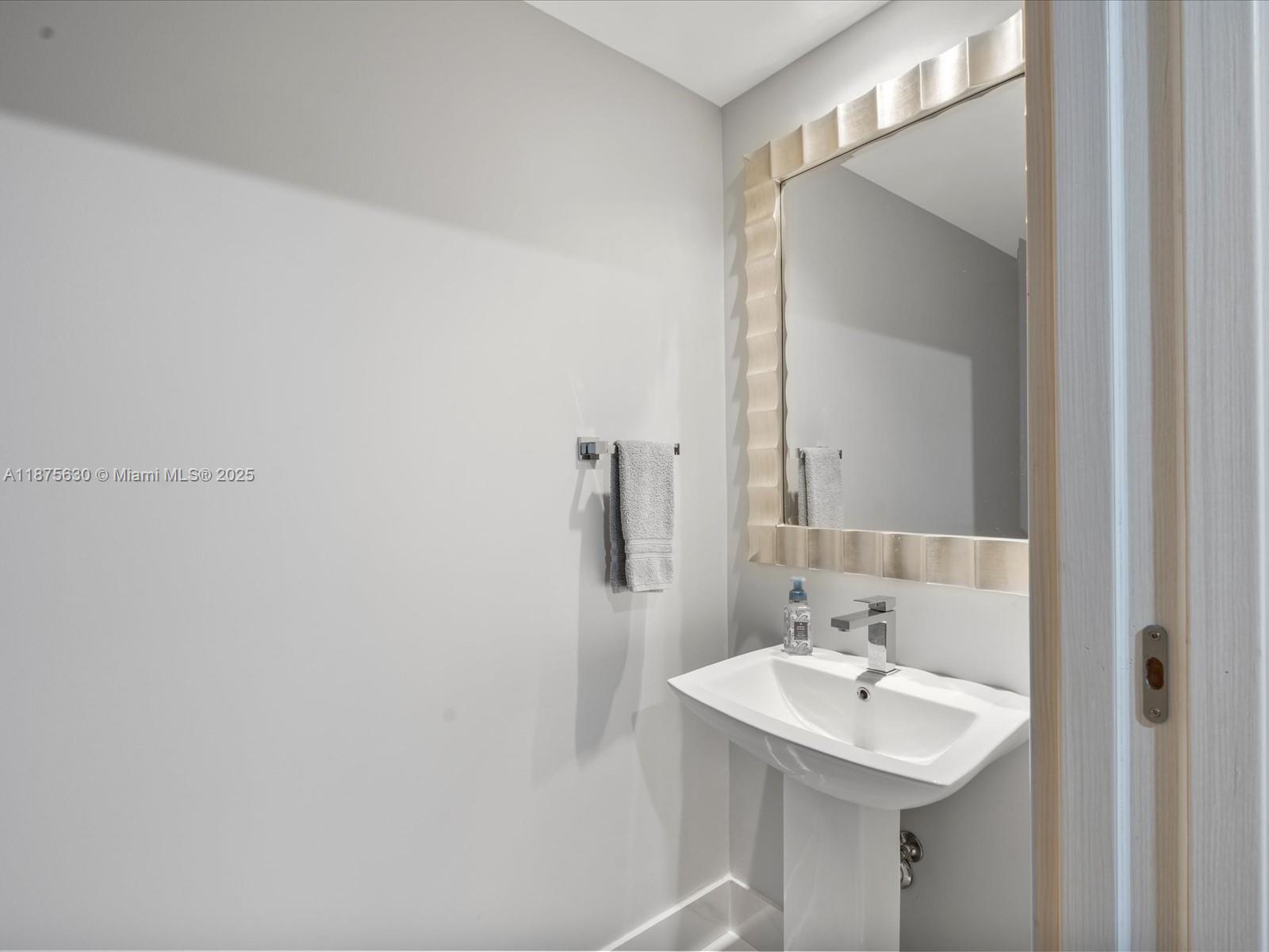 801 S Miami Ave Unit: 4402