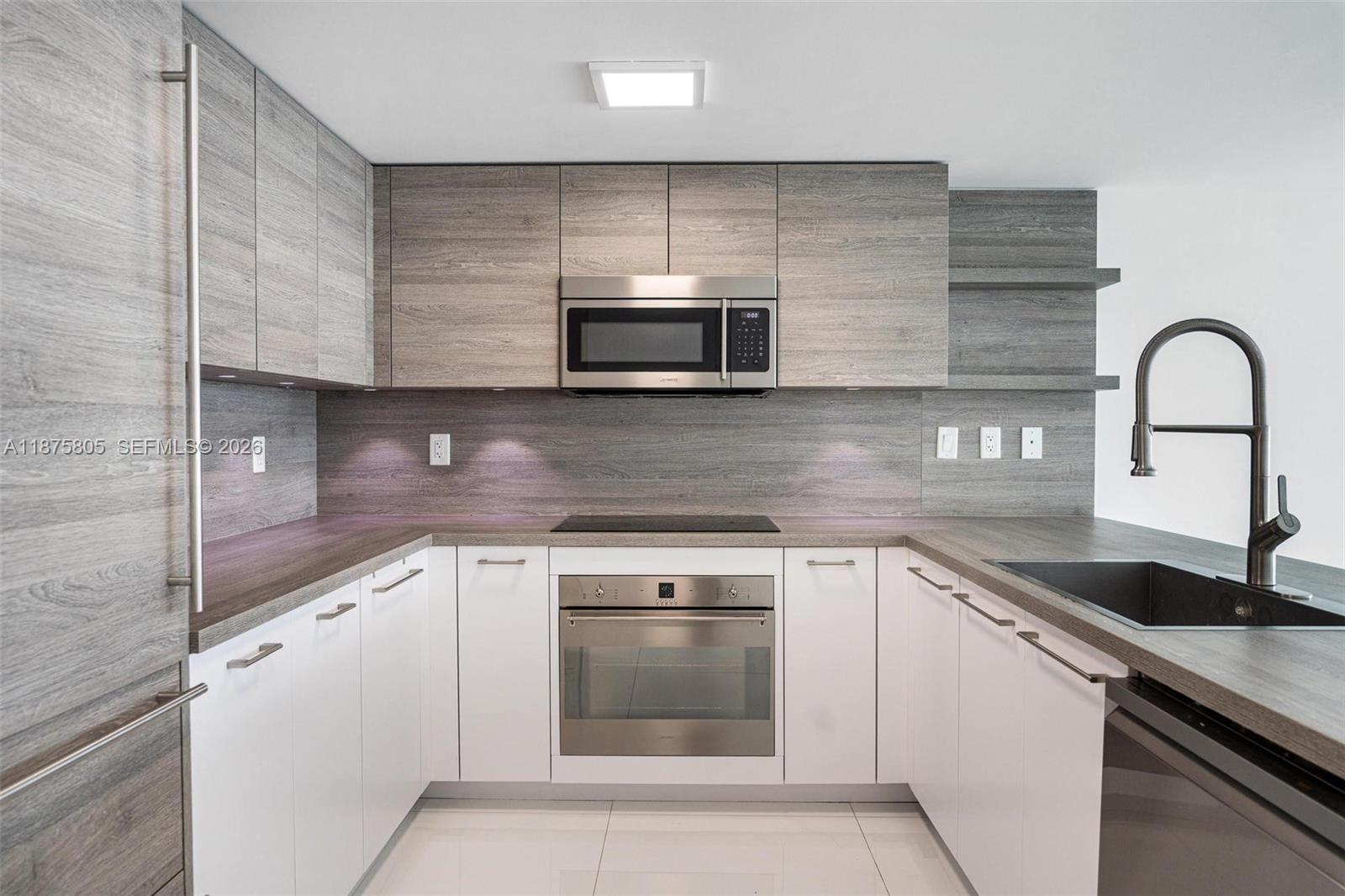 400 Sunny Isles Blvd # 1707