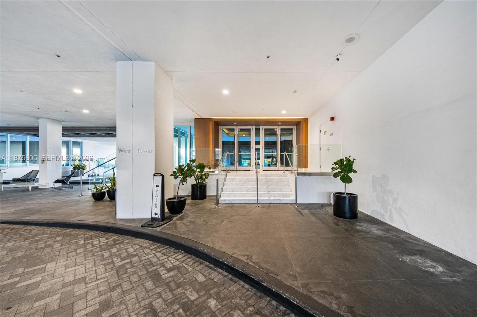 400 Sunny Isles Blvd # 1707