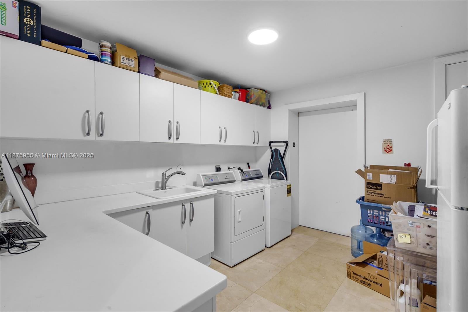 5959 Collins Ave # 804