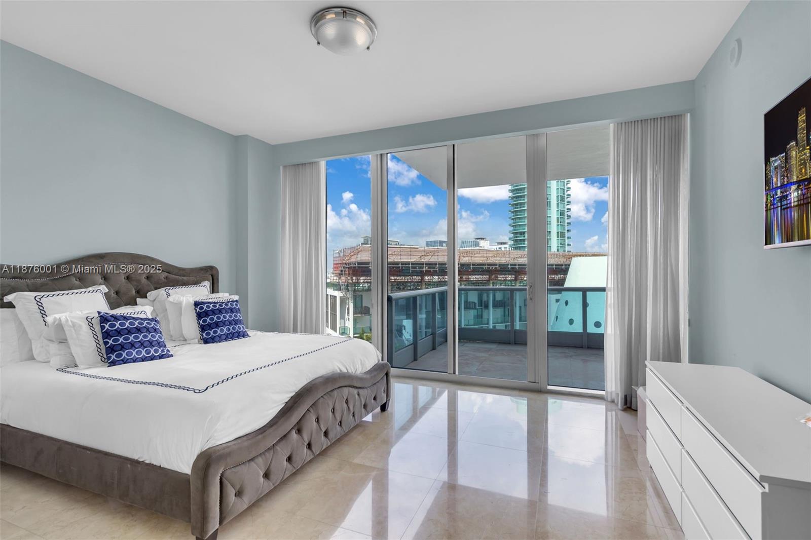 5959 Collins Ave # 804