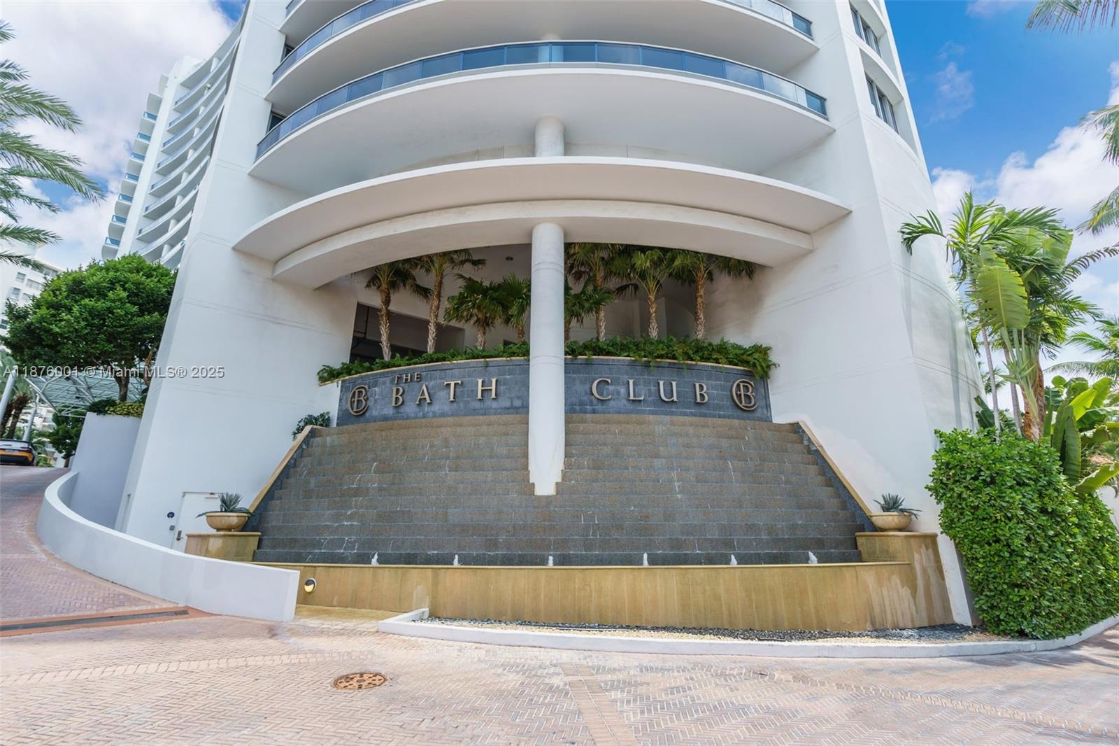 5959 Collins Ave # 804