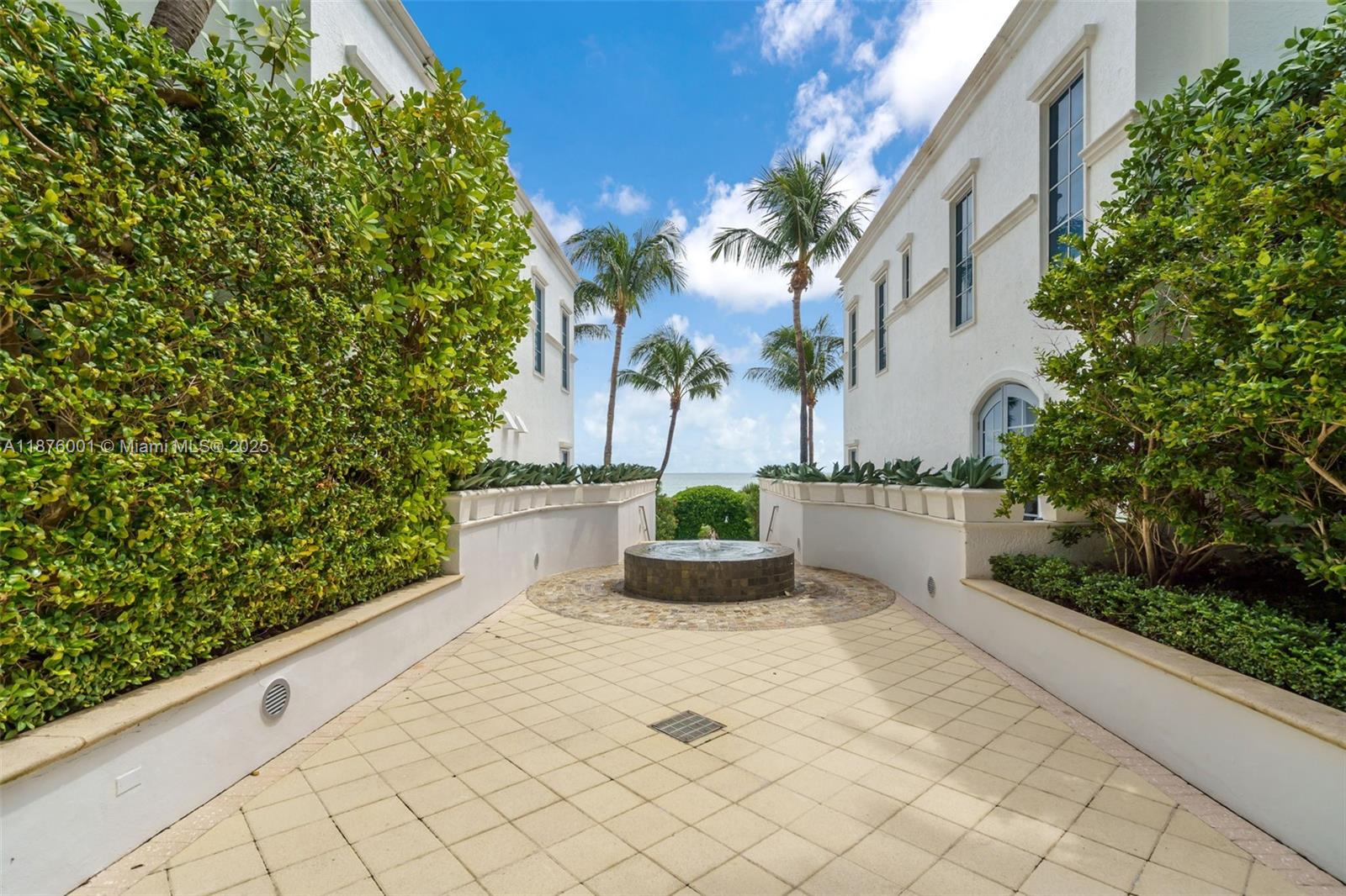 5959 Collins Ave # 804