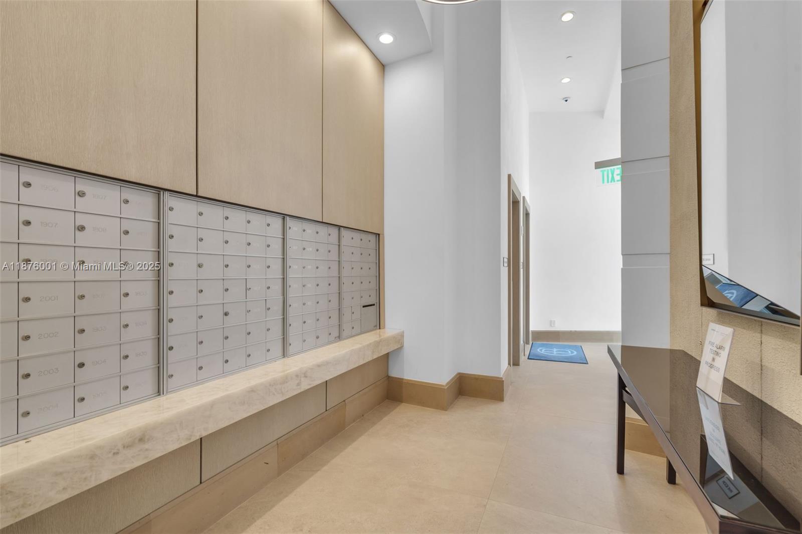 5959 Collins Ave # 804