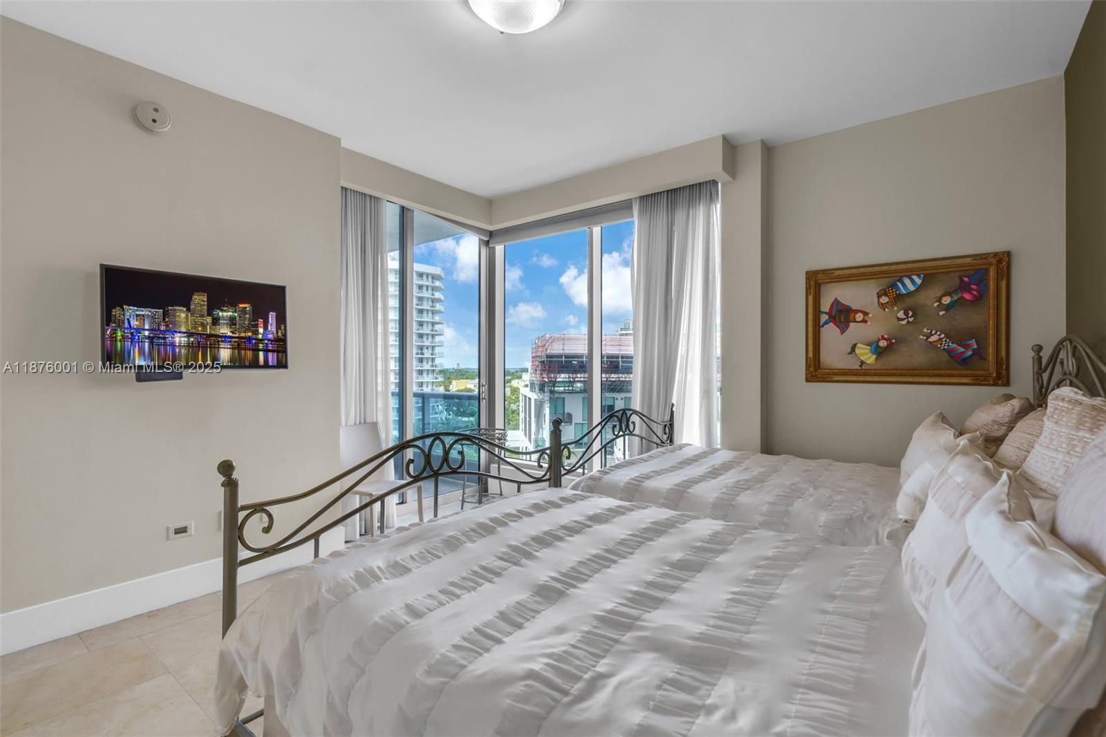5959 Collins Ave # 804
