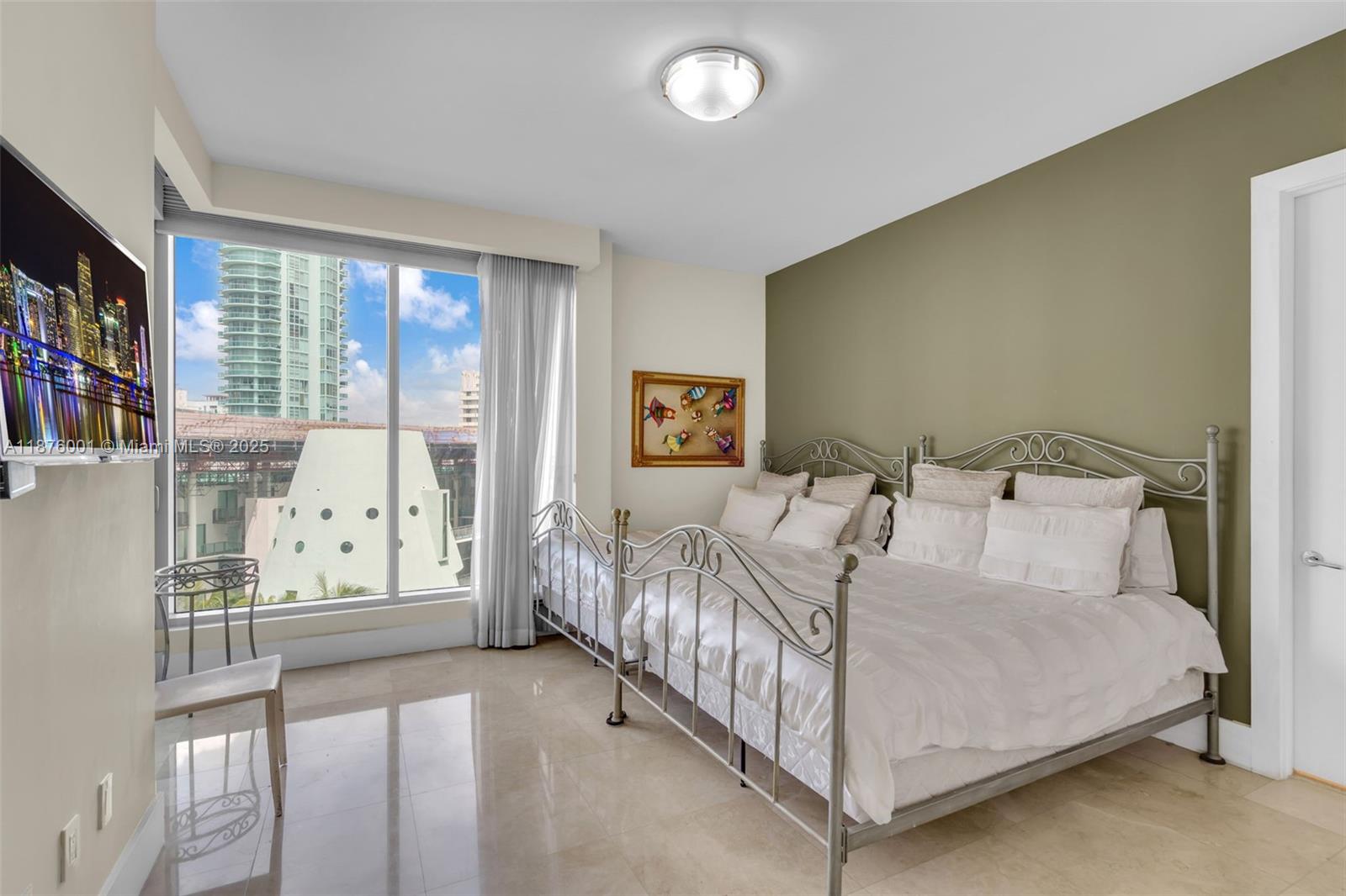 5959 Collins Ave # 804