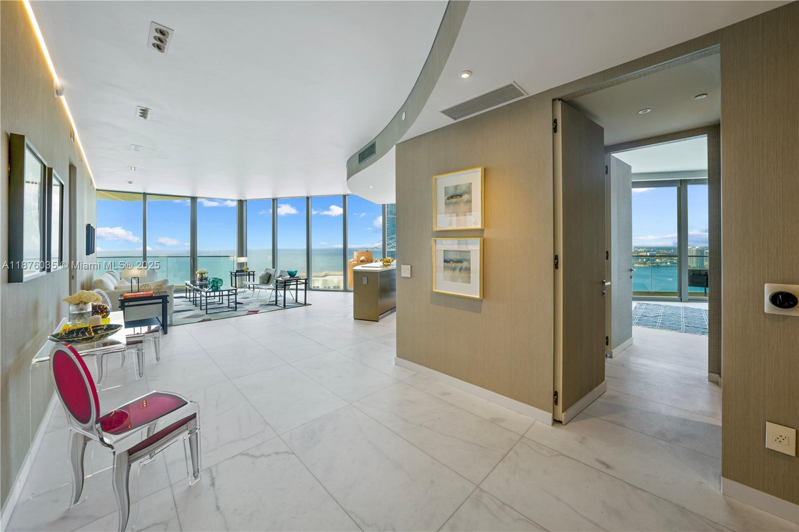 18975 Collins Ave # 3404