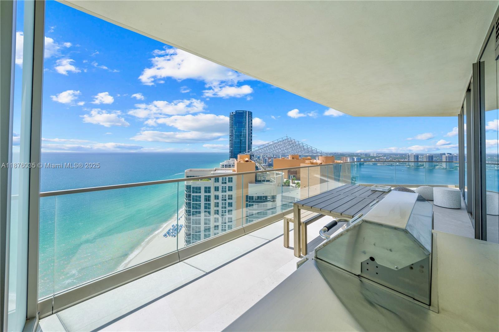 18975 Collins Ave # 3404