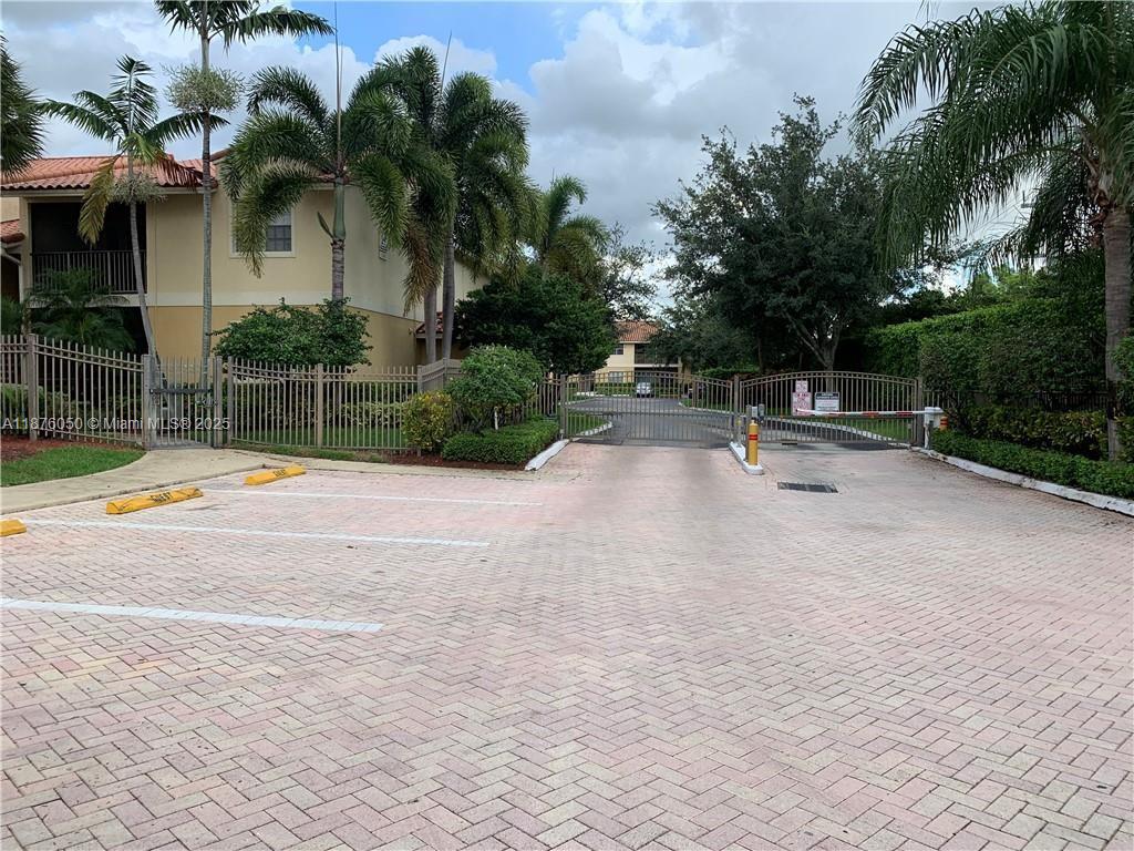 1247 SW 46th Ave # 1310