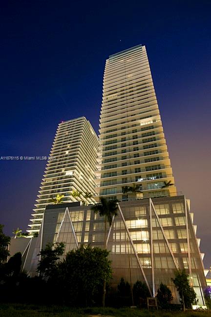 1111 SW 1st Ave Unit: 2816-N