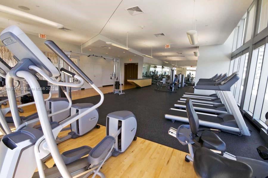 1111 SW 1st Ave Unit: 2816-N