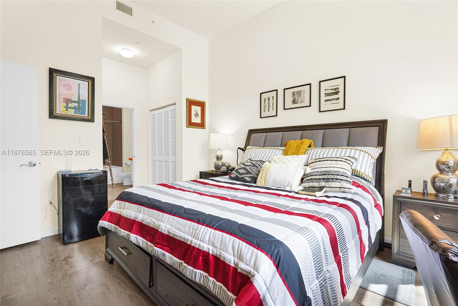 19501 W Country Club Dr # 207