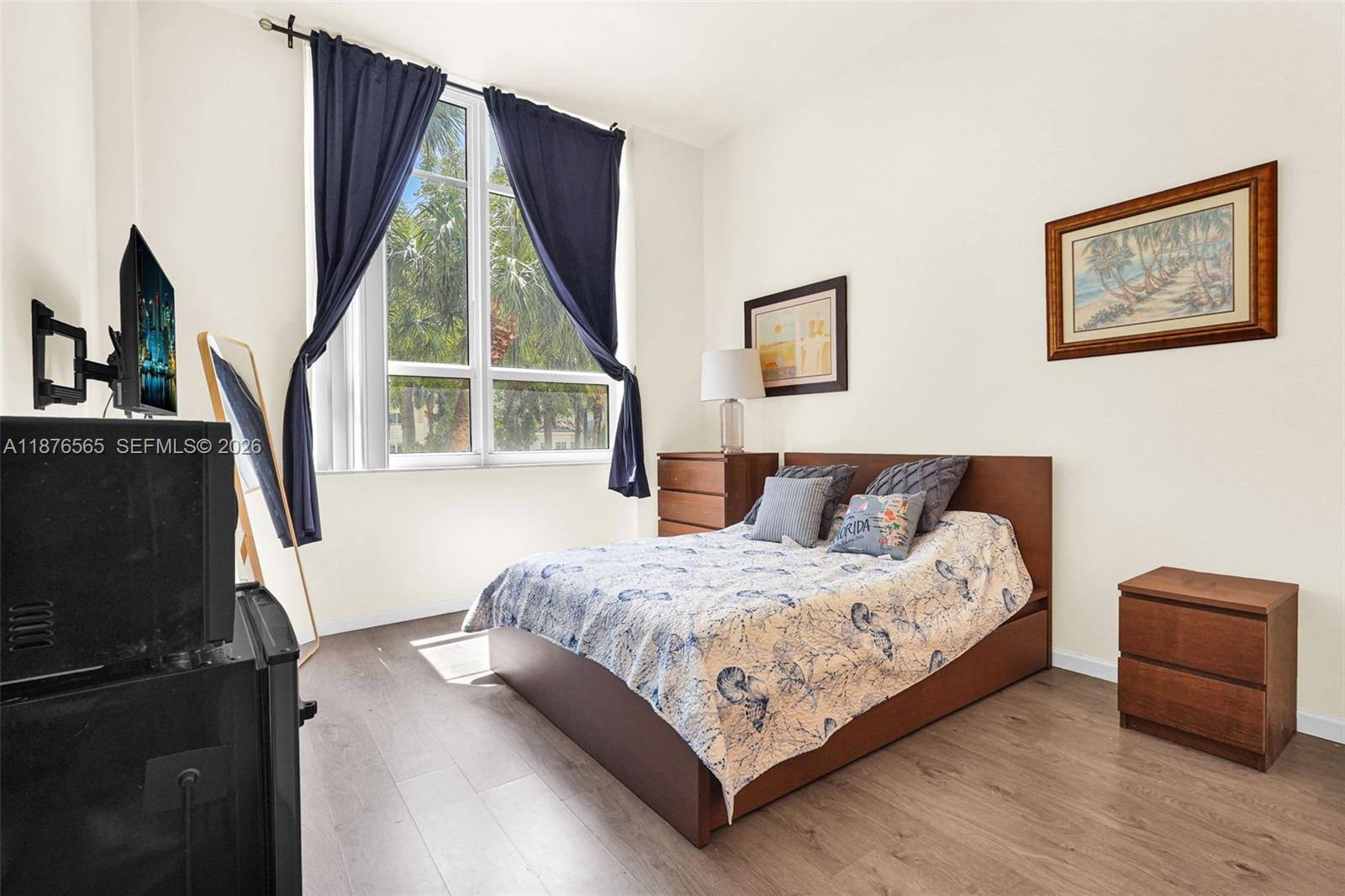 19501 W Country Club Dr # 207