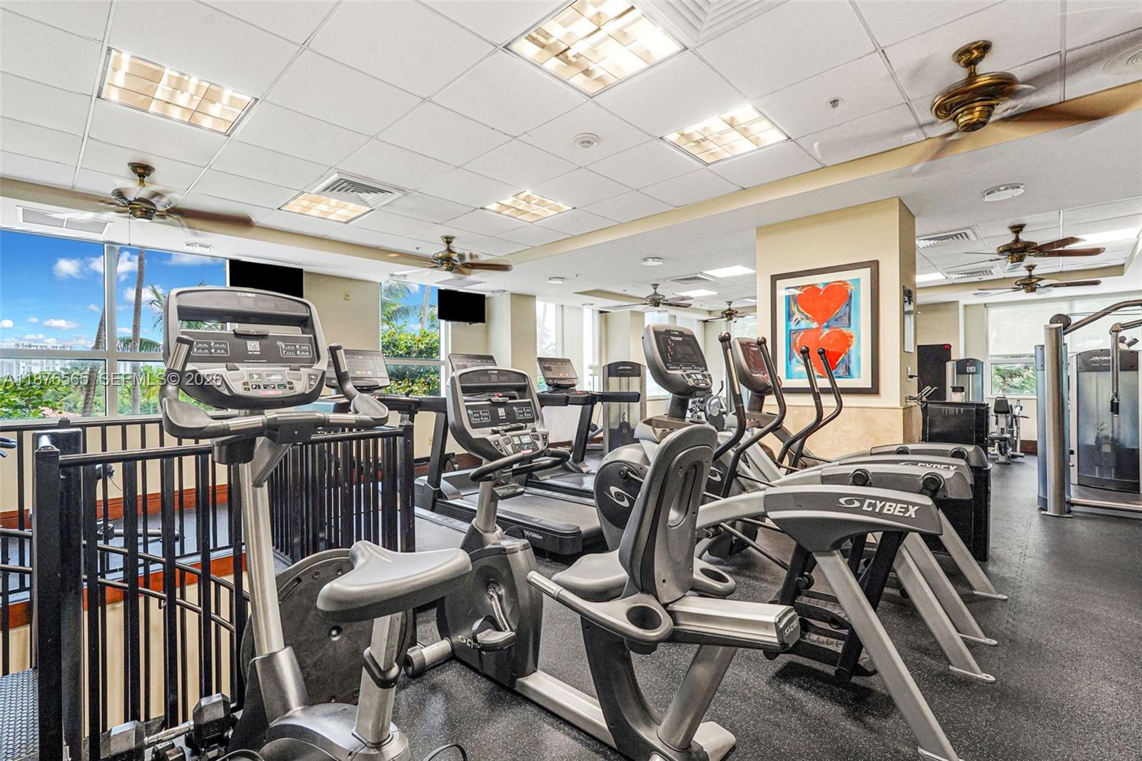 19501 W Country Club Dr # 207