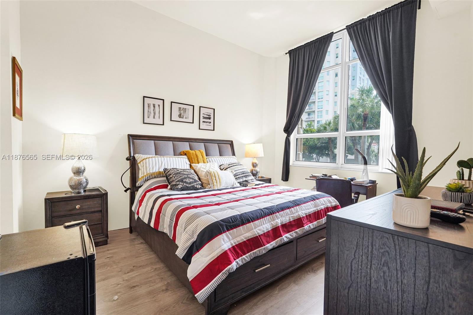 19501 W Country Club Dr # 207