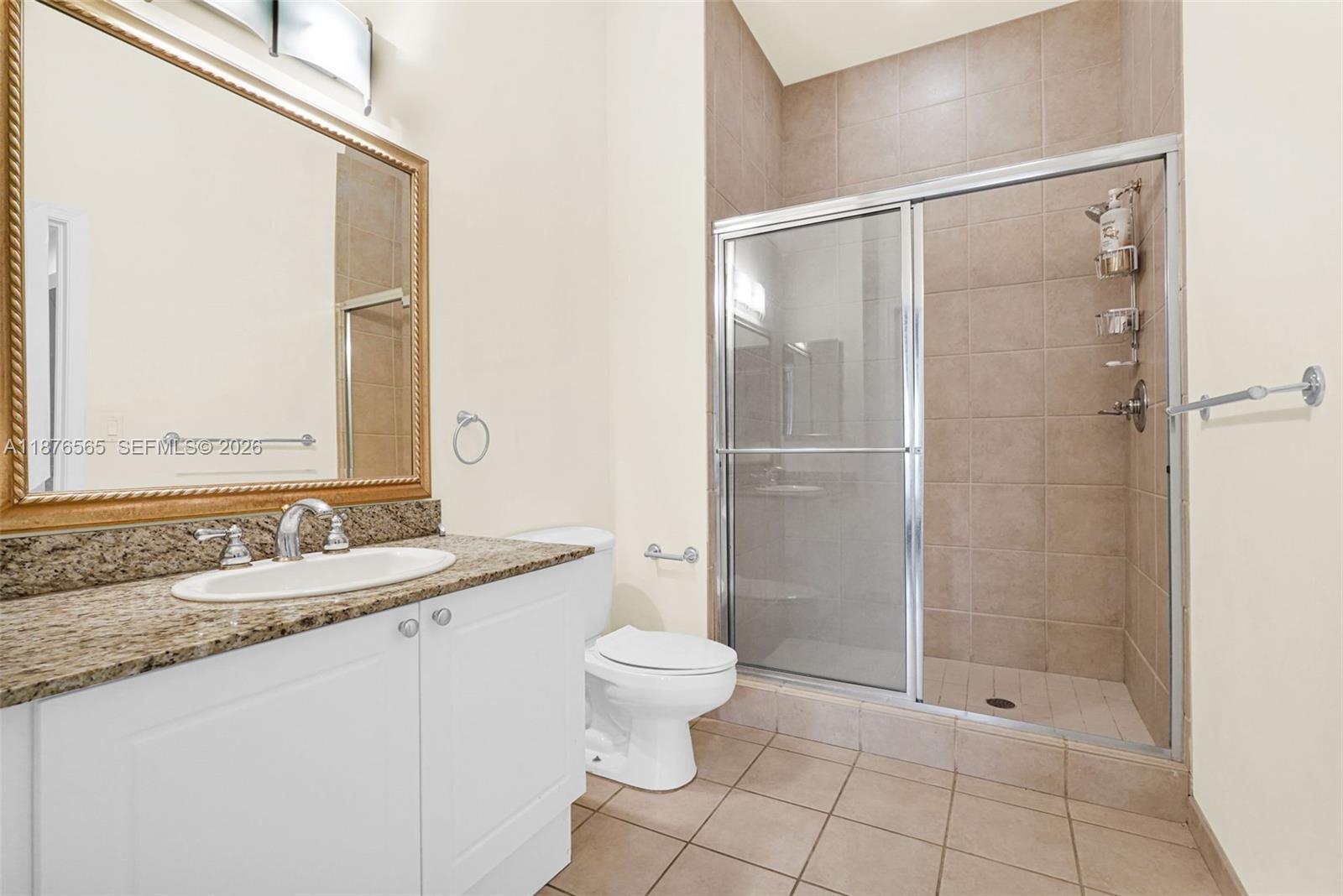 19501 W Country Club Dr # 207