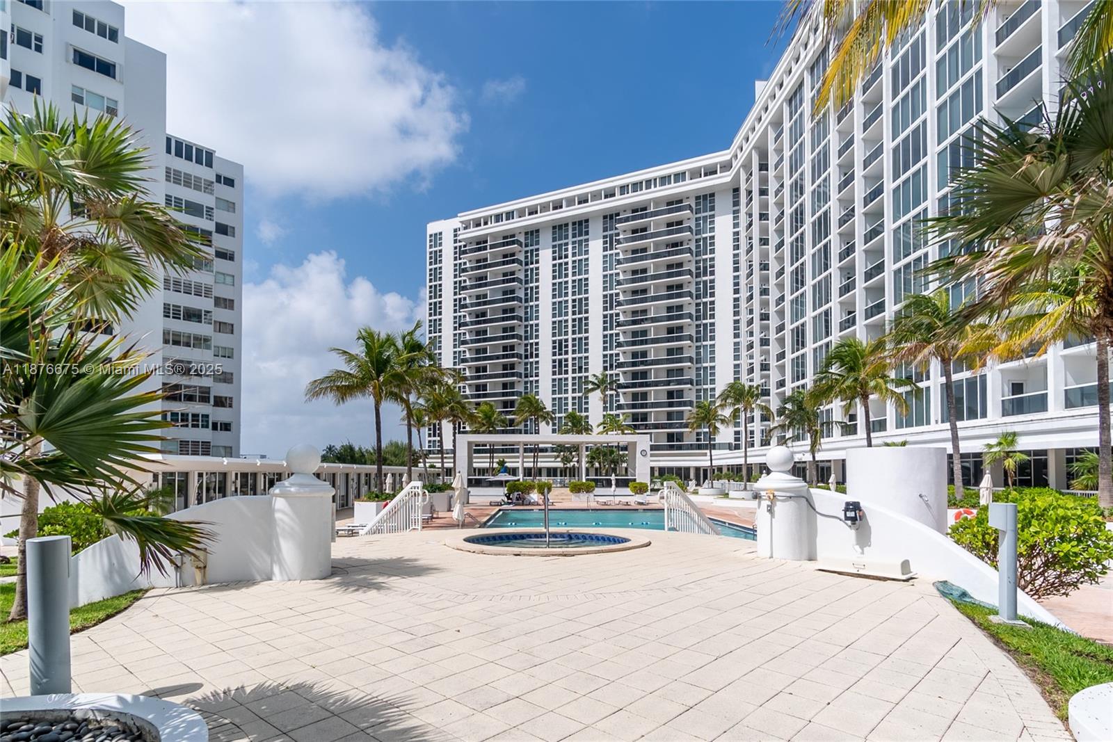 10275 Collins Ave # 720