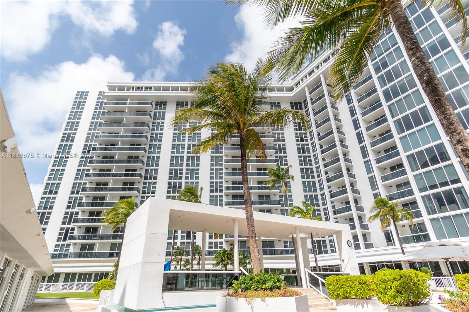 10275 Collins Ave # 720